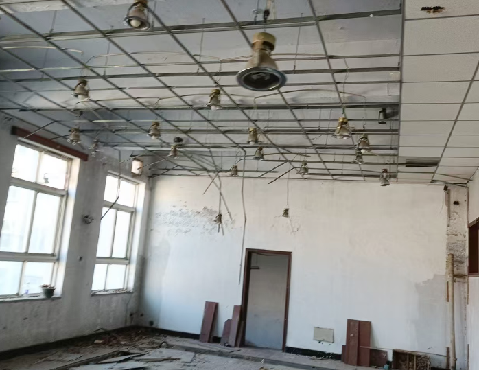 邯山区室内外拆除施工时需要注意哪些事项呢/>
<blockquote class=